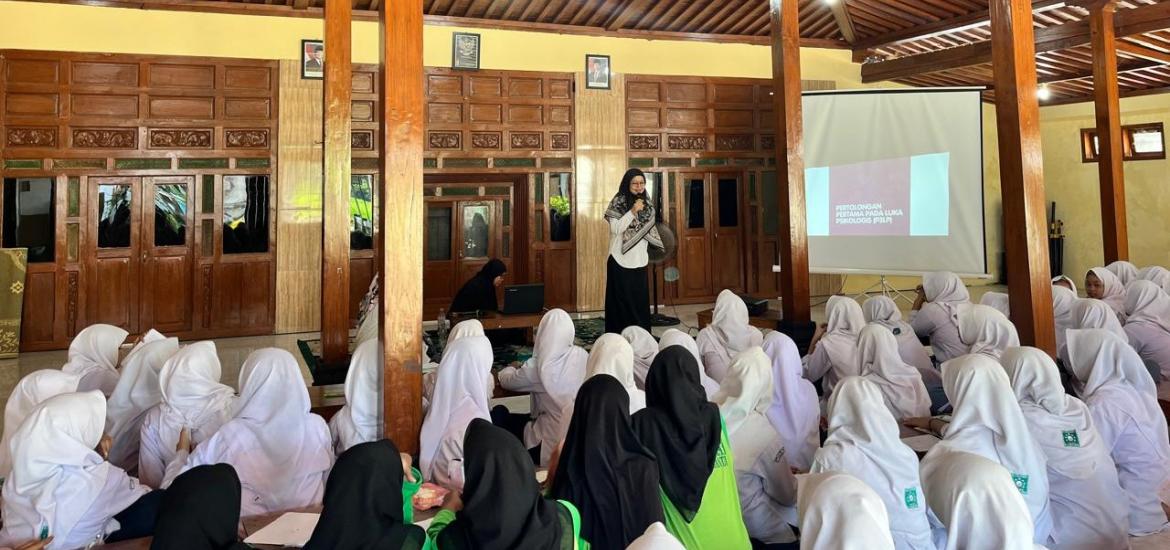 Tingkatkan Kepedulian Kesehatan Mental, MTs Al-Falaah Pandak Gelar Sosialisasi P3LP Bersama Puskesmas Pandak 1
