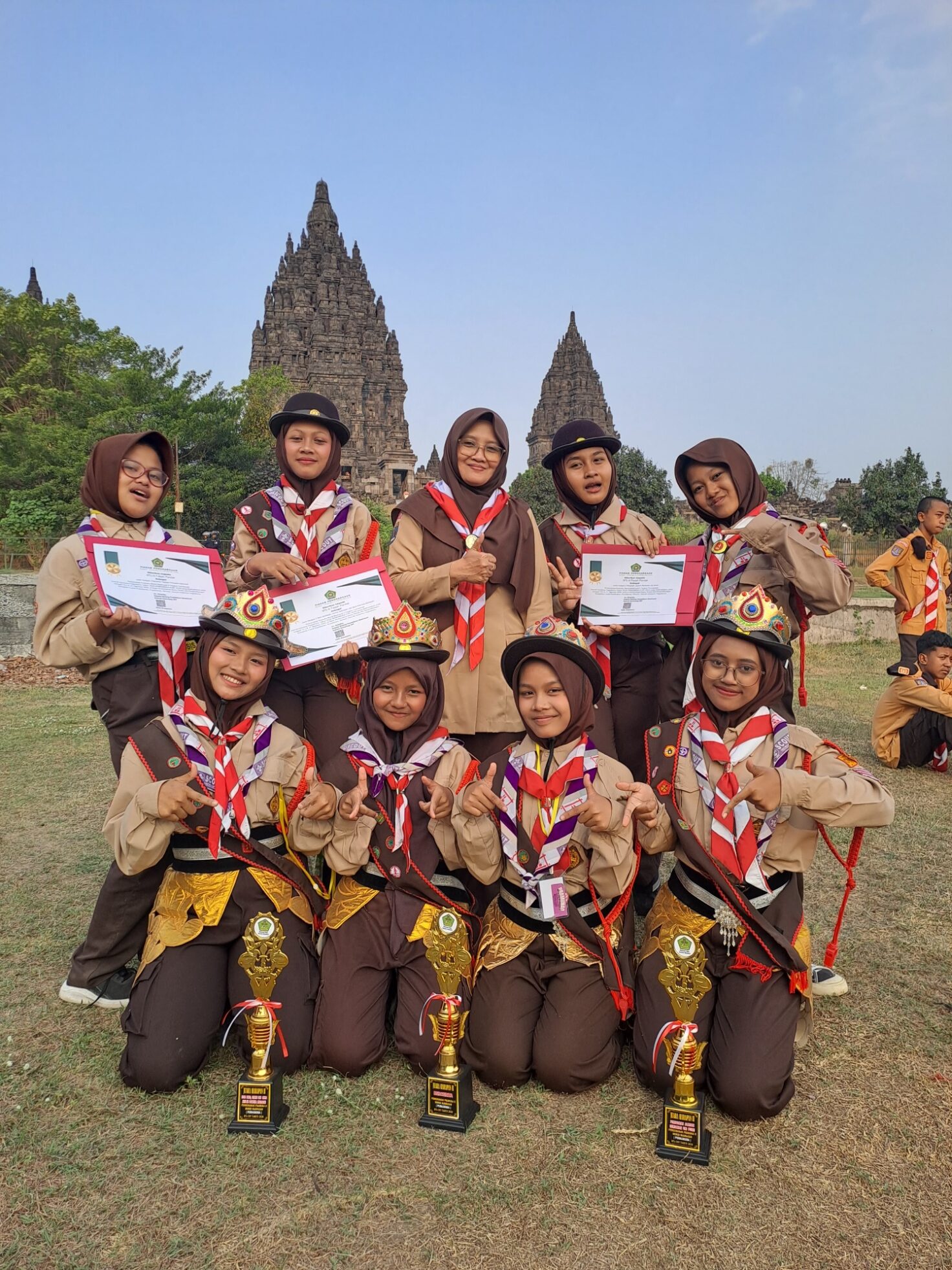 Semangat Pantang Menyerah MTs Al-Falaah Pandak Berhasil Ukir Prestasi di Bumi Perkemahan Prambanan